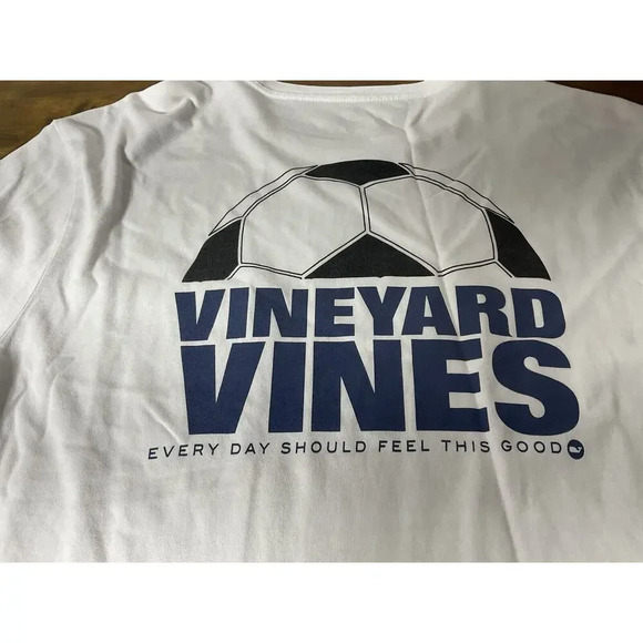 Vineyard Vines Mens Size Large White Soccer Graphic Tee Cotton Crewneck - Picture 10 of 10